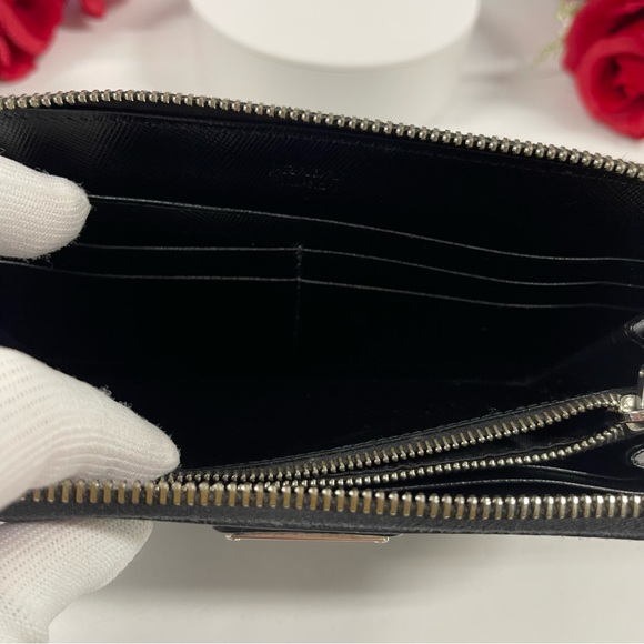 NO OFFERS HP PRADA ZIP WALLET FULL INCLUSION - Picture 11 of 14